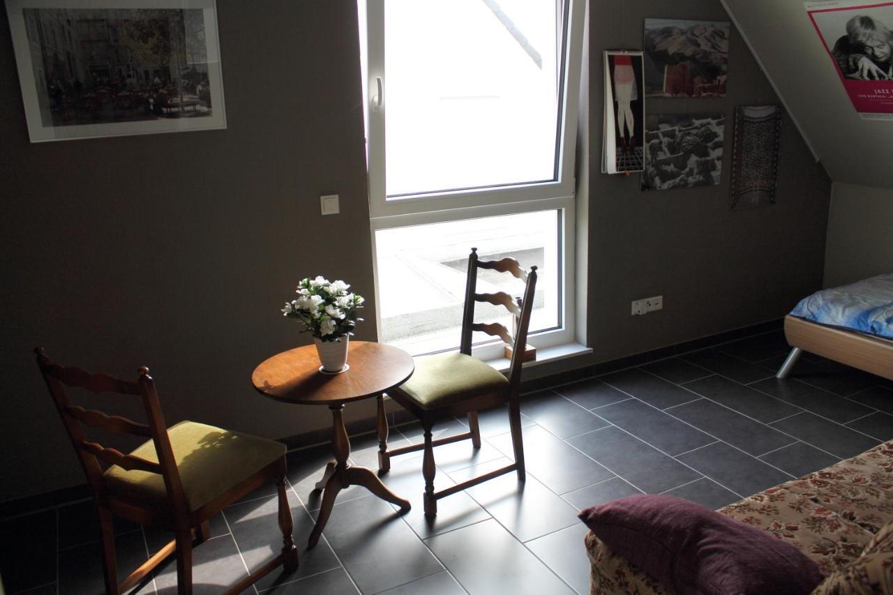 Gaestezimmer 10 Min Von Der Altstadt Entfernt Хаттинген Экстерьер фото